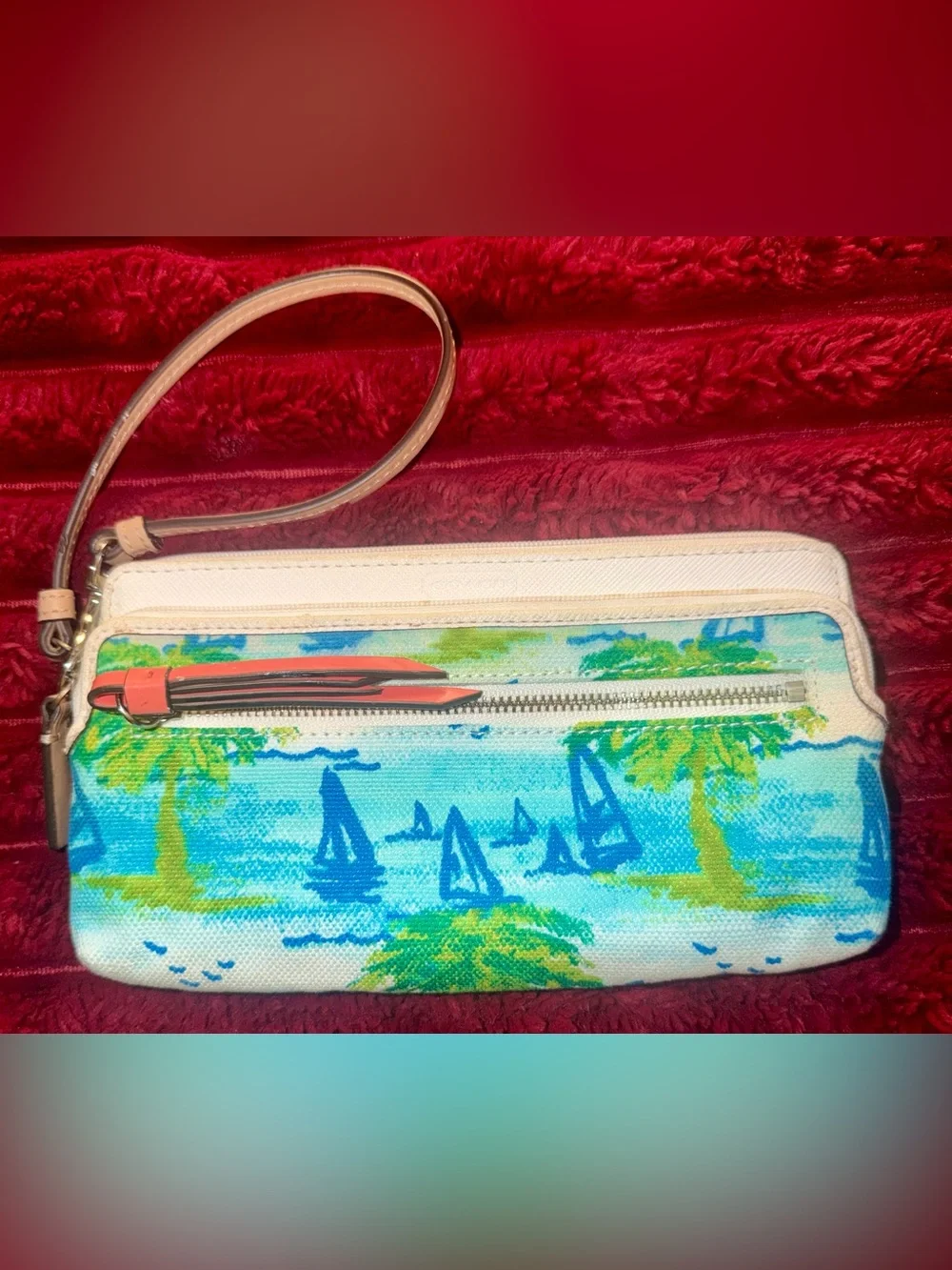 🩷RARE🩷 Coach Coastal Print Wristlet in Blue, Green & Tan